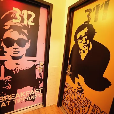 Loft Hostel *