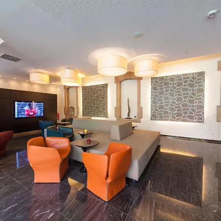 Courtyard By Marriott Jfk Airport Hotel New York