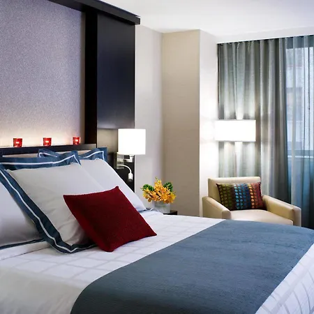 Courtyard Manhattan/times Square Hotel 3*