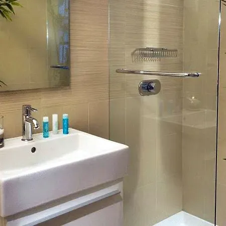 27 By Luxurban Hotel New York