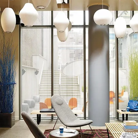 Aloft By Marriott Harlem Hotel