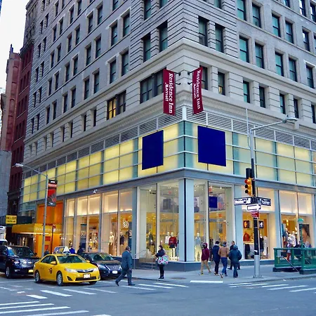 Hotel By Marriott Downtown Manhattan/world Trade Center Area