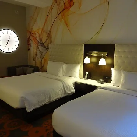 By Marriott Downtown Manhattan/world Trade Center Area