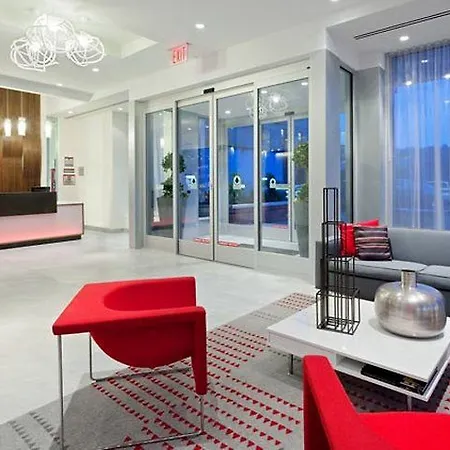 Hotel Fairfield & By Marriott Brooklyn 3*