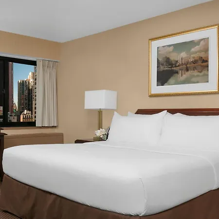 The Manhattan At Times Square 4*