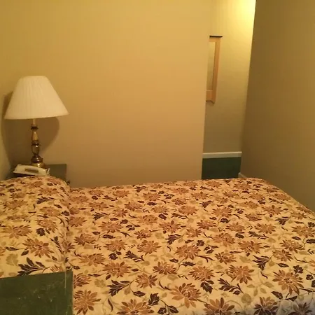 Hotel Park Savoy 2*