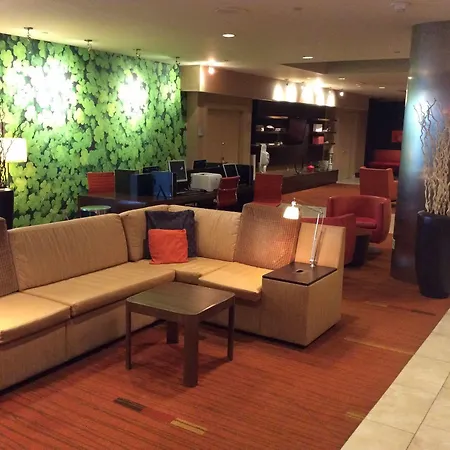 Courtyard By Marriott Laguardia Airport Hotel New York