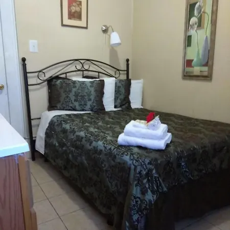 Neptune Hotel