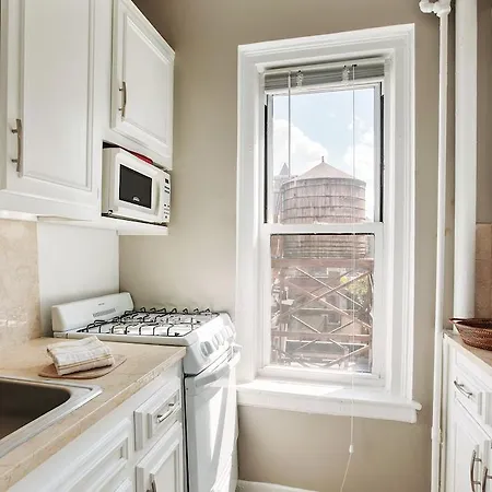 Midtown East Residence Apartment