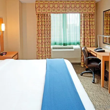 Express - Times Square By Ihg New York