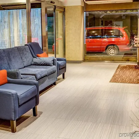 Ramada By Wyndham Times Square West 3* New York