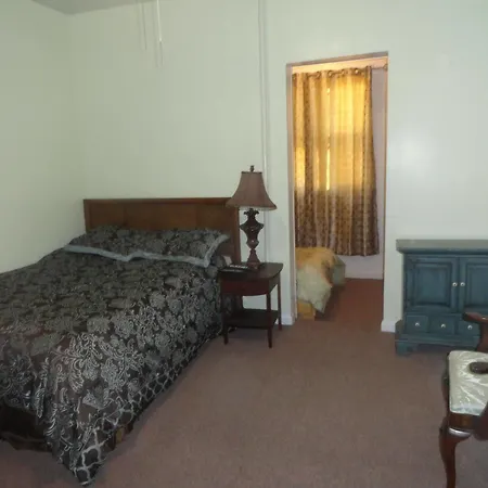 Delz Bed & Breakfast