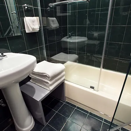 Hotel Midtown West 3*