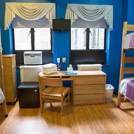 Vanderbilt Ymca Hostel *