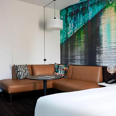 Marriott At The Brooklyn Bridge 4*