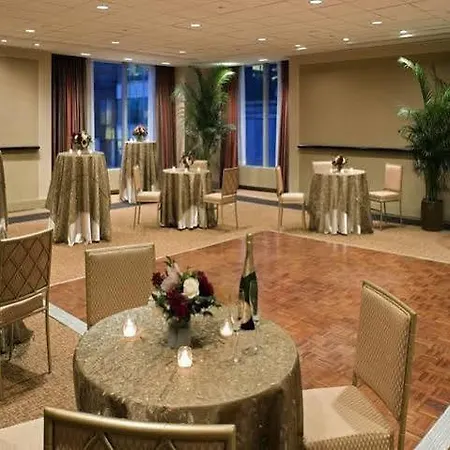 Millennium Premier Times Square Hotel 4*