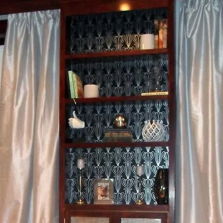 Guest house 255west 3*