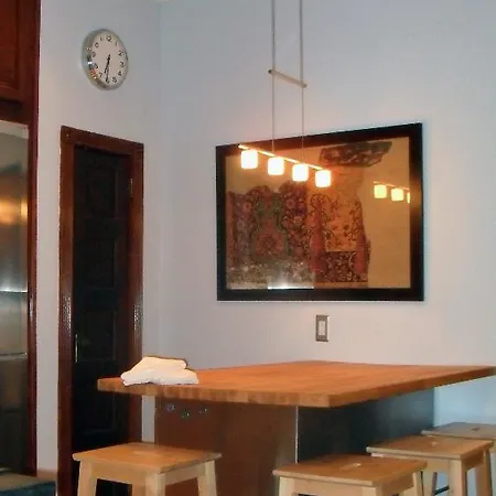 Guest house 255west New York