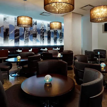 Distrikt City, Tapestry Collection By Hilton
