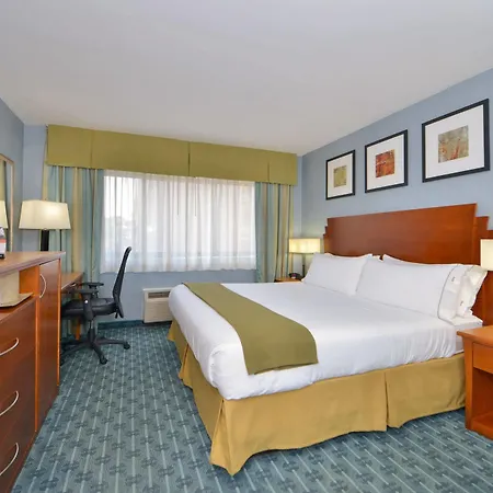 Express Laguardia Airport, An Ihg New York