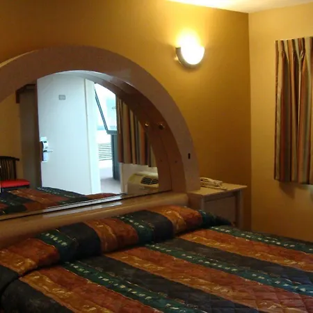 Hotel Oasis In Brooklyn