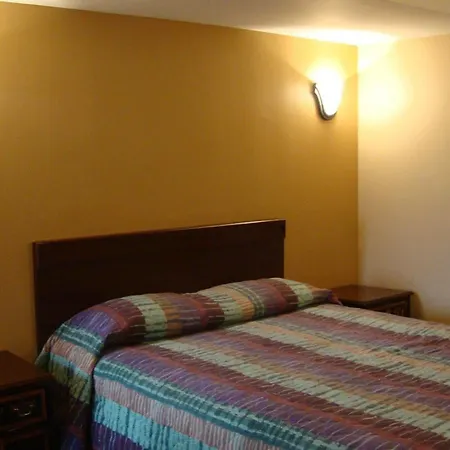 Hotel Oasis In Brooklyn