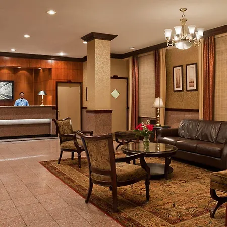 Hotel Newton 3*