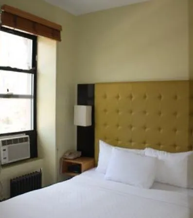 Park West 3* New York