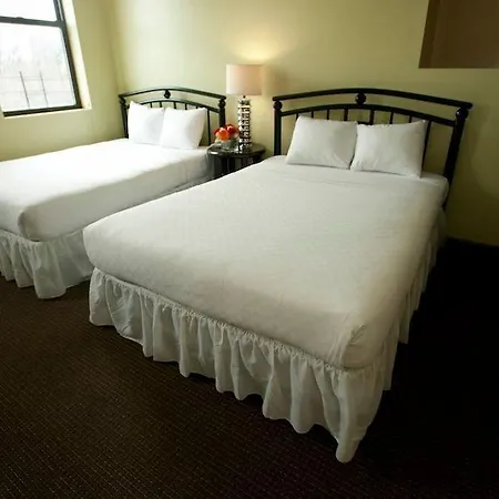 Park West 3*