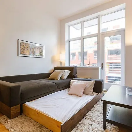 Apartment Modern Luxury In Heart Of Williamsburg!! *