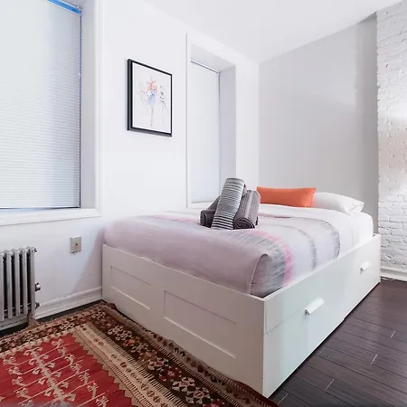 Gorgeous Times Square Flat *