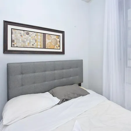 Murray Hill Suites