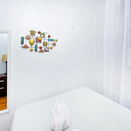 Murray Hill Suites Apartment