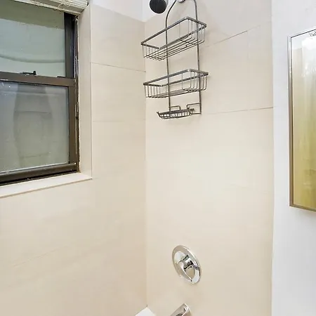 Apartment Murray Hill Suites *