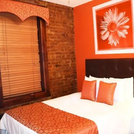 Royal Park Hostel