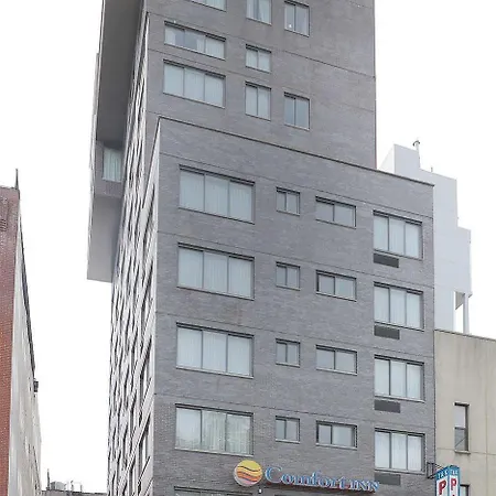 Comfort Manhattan Bridge Hotel
