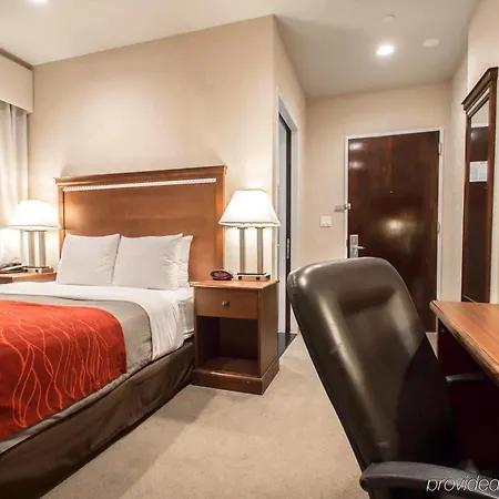 Hotel Comfort Manhattan Bridge