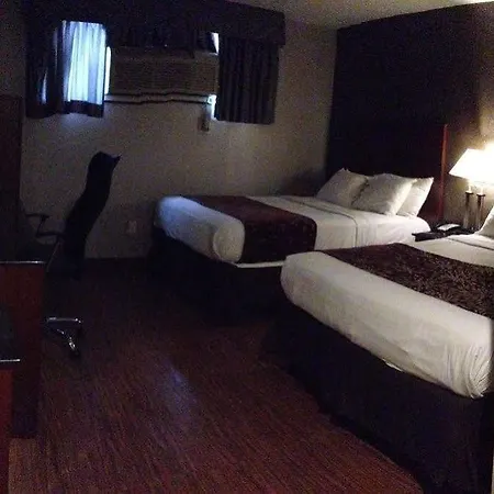Sumner 3*