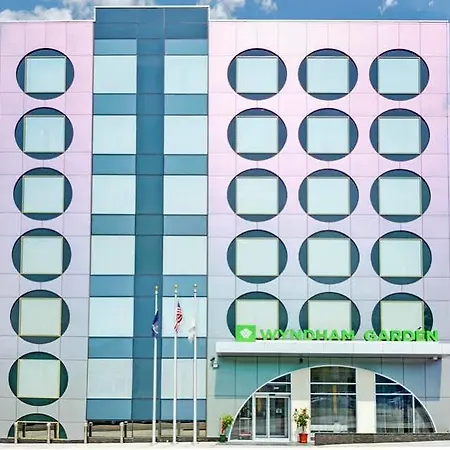 Hotel Wyndham Garden Brooklyn Sunset Park 4*