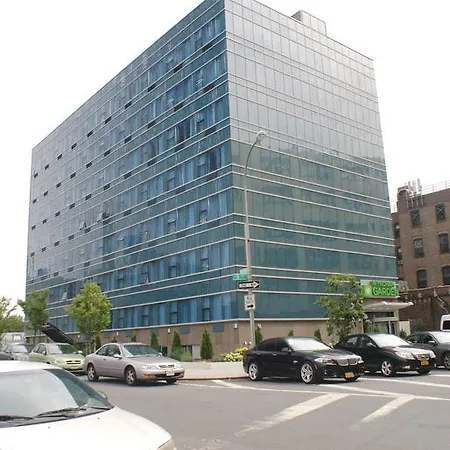 Wyndham Garden Long Island