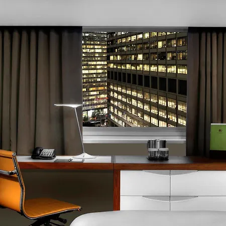 Doubletree By Hilton Metropolitan Hotel 4*