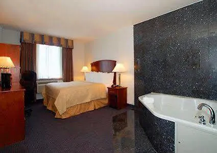 Hotel Quality Long Island - Queensboro Bridge New York