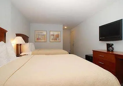 Quality Long Island - Queensboro Bridge Hotel