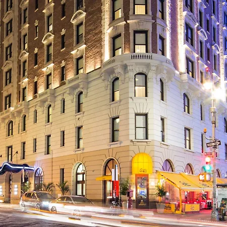 Dream Midtown, By Hyatt New York