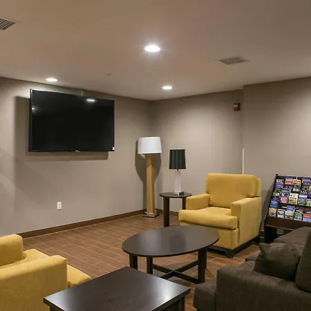 Days By Wyndham Brooklyn Borough Park