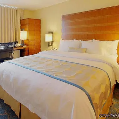 Fairfield & By Marriott Manhattan/fifth Avenue New York