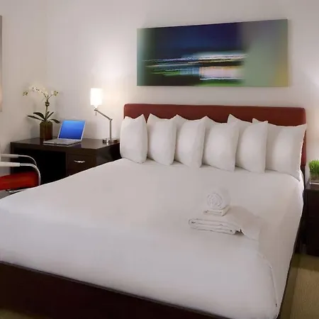 27 By Luxurban Hotel 3*