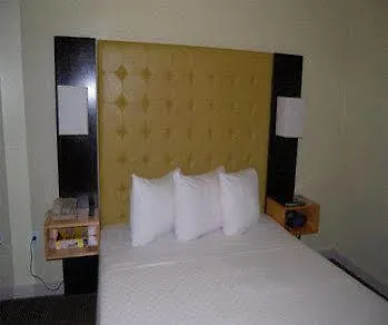 Park West 3* New York