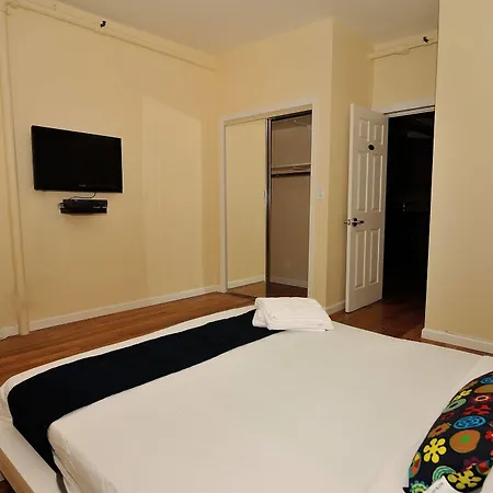 Rostel Hostel New York