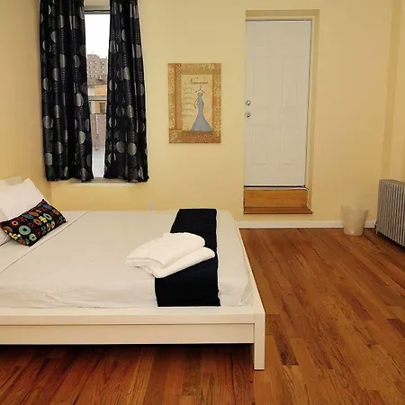 Rostel Hostel New York